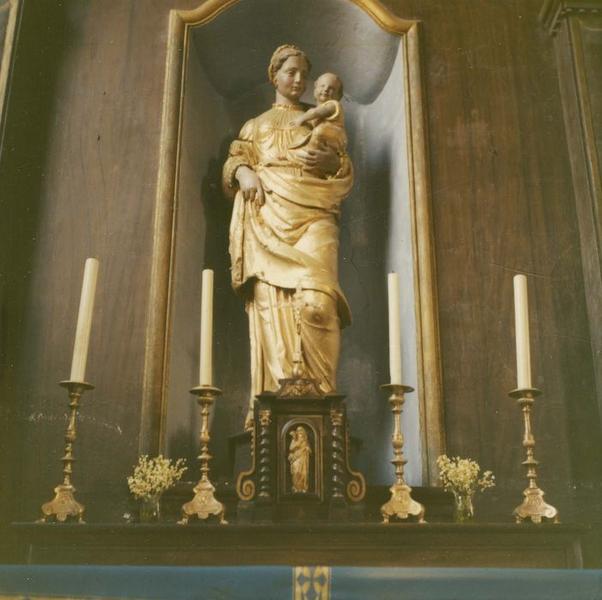 statue : Vierge à l'enfant, vue générale - © Ministère de la Culture (France), Médiathèque du patrimoine et de la photographie (objets mobiliers), tous droits réservés