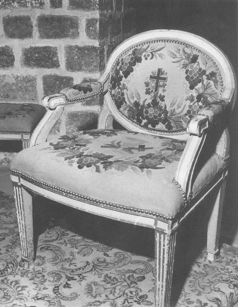 fauteuil de célébrant, vue générale