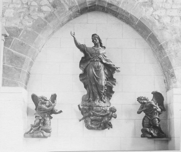 Groupe sculpté : l'Assomption de la Vierge