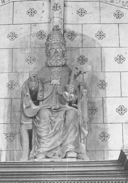 statue : saint Pierre, vue générale