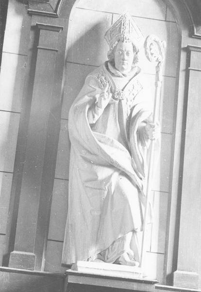 statue : saint Nicolas, vue générale - © Ministère de la Culture (France), Médiathèque du patrimoine et de la photographie (objets mobiliers), tous droits réservés