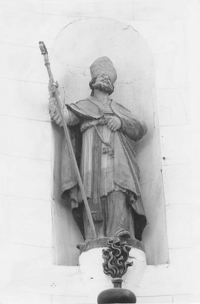 statue : saint Martin, vue générale