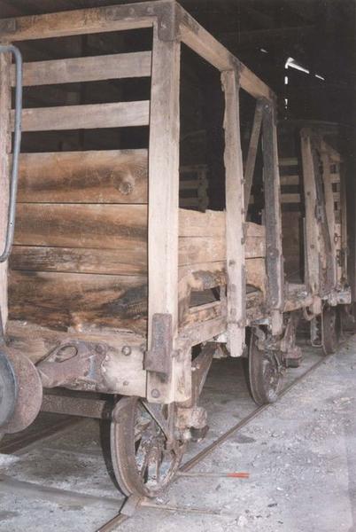 wagon tombereau pour le transport de lait, Dyle et Bacalan, à essieux parallèles, à voie normael, vue partielle