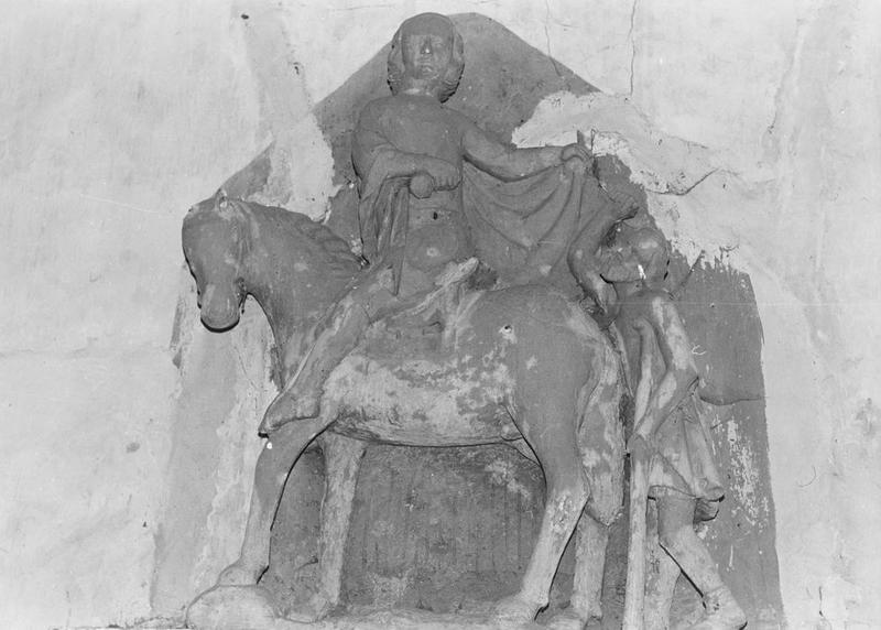 groupe sculpté : la Charité de saint Martin, vue générale