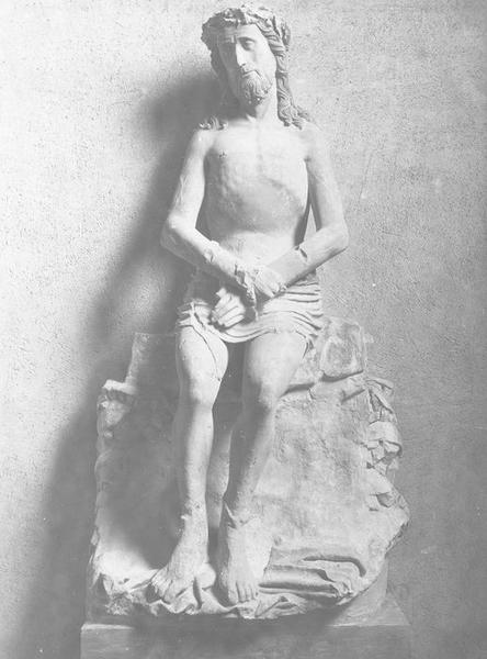 statue : Christ souffrant, vue générale