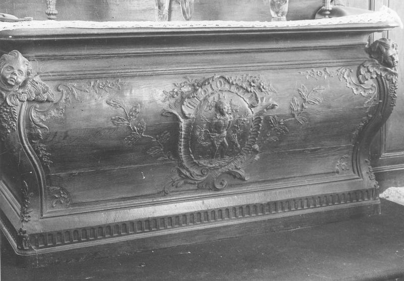 autel latéral sud avec médaillon de saint Sébastien, vue générale