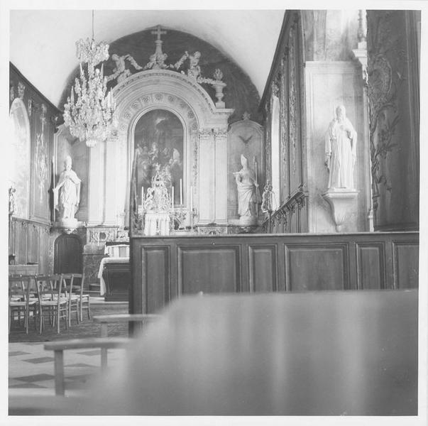 maître-autel, retable, 2 statues : Saint Eloi, Saint Aubin et lambris du choeur et des bas-côtés nord et sud, vue générale