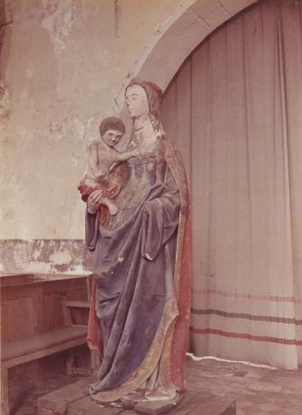 statue : Vierge à l'enfant, vue générale