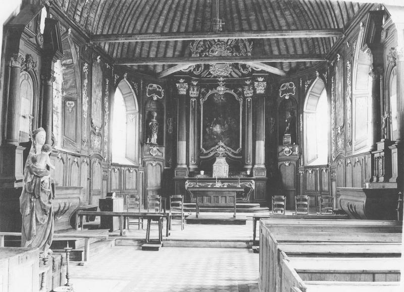 lambris de revêtement, maître-autel, autels secondaires, leurs retables, tableaux et statues, vue générale