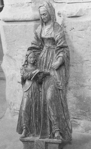 groupe sculpté : sainte Anne et la Vierge, vue générale