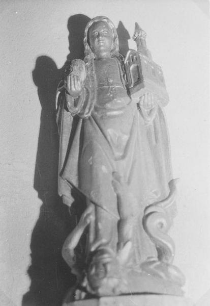 Statue (figurine) : Sainte Barbe