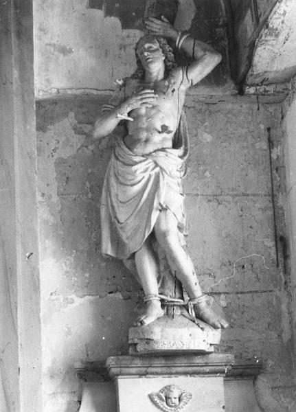 statue : saint Sébastien, vue générale - © Ministère de la Culture (France), Médiathèque du patrimoine et de la photographie (objets mobiliers), tous droits réservés