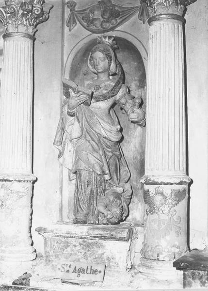 statue : sainte Agathe, vue générale