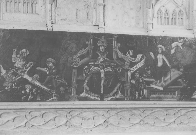 retable latéral : la Trinité, la Crucifixion, la Résurrection, vue générale - © Ministère de la Culture (France), Médiathèque du patrimoine et de la photographie (objets mobiliers), tous droits réservés