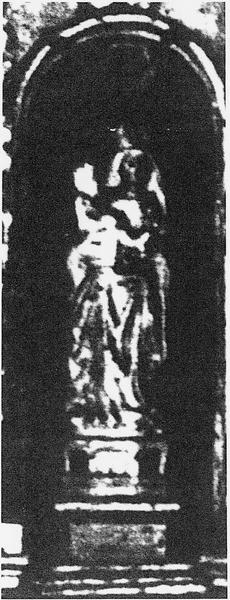 retable du maître-autel, détail de la statuette de la Vierge à l'enfant