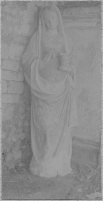 statue : Sainte Madeleine