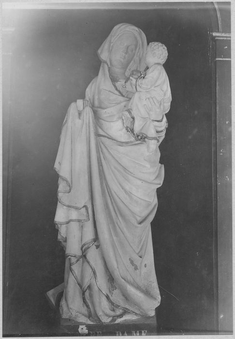 statue : Vierge à l'Enfant - © Ministère de la Culture (France), Médiathèque du patrimoine et de la photographie, diffusion RMN-GP