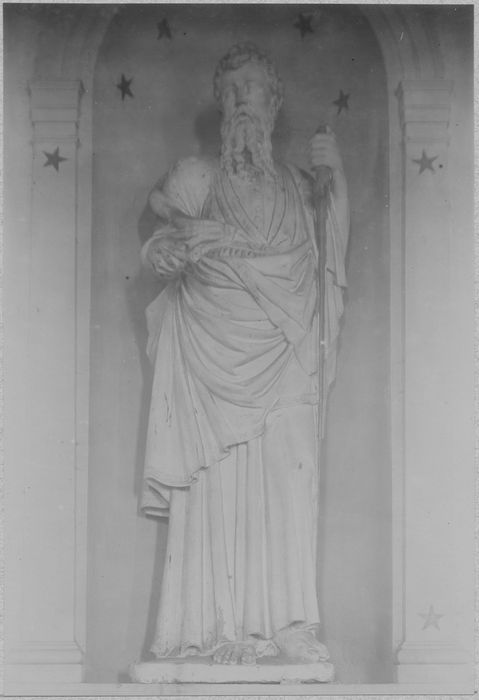 statue : Saint Paul