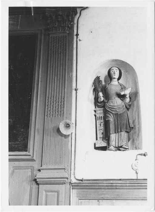 statue : Sainte Barbe - © Ministère de la Culture (France), Médiathèque du patrimoine et de la photographie, Tous droits réservés