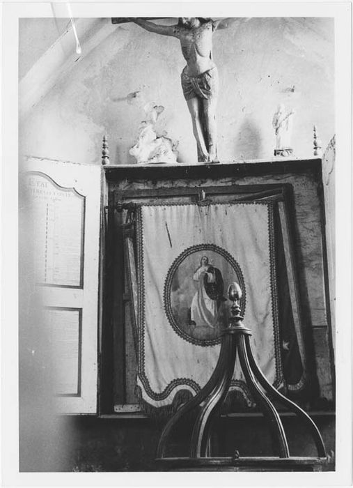 statue : Christ en croix, vue partielle - © Ministère de la Culture (France), Médiathèque du patrimoine et de la photographie, Tous droits réservés