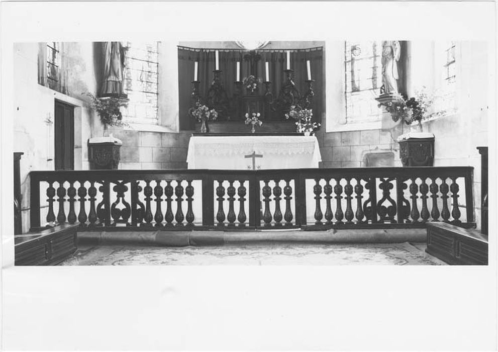 clôture de choeur (table de communion) - © Ministère de la Culture (France), Médiathèque du patrimoine et de la photographie, Tous droits réservés