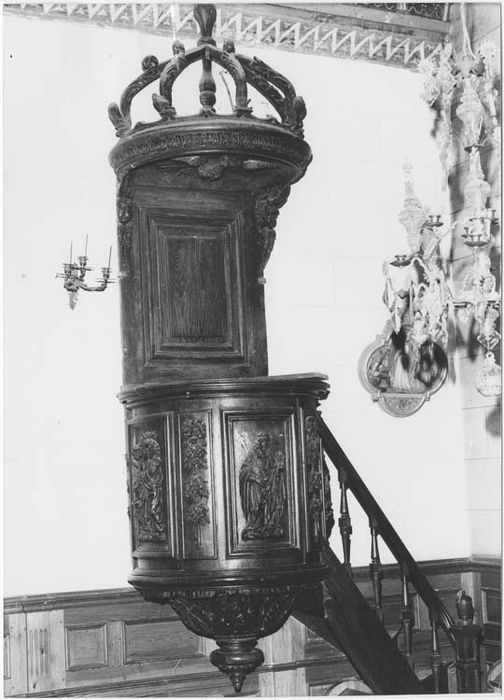 Chaire à prêcher