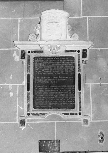 dalle funéraire d' André de Hallot (mort en 1590) et de Jeanne Deschelle son épouse (morte en 1606) - © Ministère de la Culture (France), Médiathèque du patrimoine et de la photographie, diffusion RMN-GP