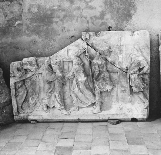 bas-relief : scènes de la vie de saint Pierre et saint Paul, pierre, 1543