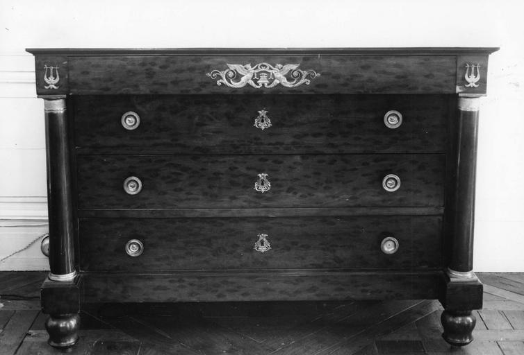 Commode