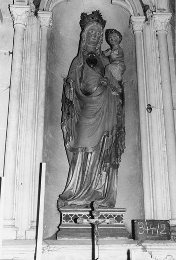 statue : Vierge à l'Enfant, bois - © Ministère de la Culture (France), Médiathèque du patrimoine et de la photographie, diffusion RMN-GP