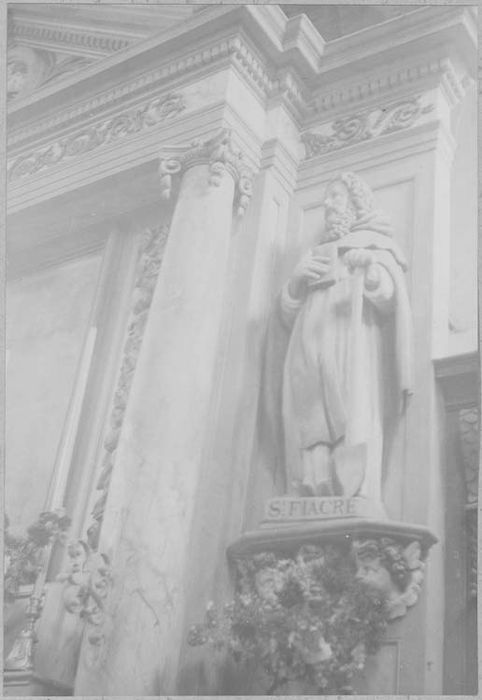 statue : Saint Fiacre