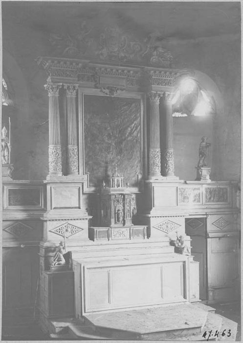ensemble (autel, retable, prédelle, gradin d'autel, 2 tableaux, bas-relief, 3 statues) - © Ministère de la Culture (France), Médiathèque du patrimoine et de la photographie, diffusion RMN-GP
