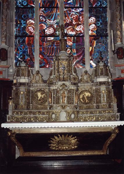 tabernacle à ailes et exposition du maître-autel, vue générale - © Ministère de la Culture (France), Médiathèque du patrimoine et de la photographie (objets mobiliers), tous droits réservés