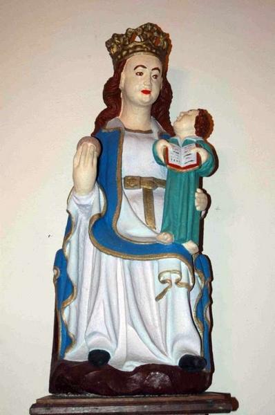 statue : Vierge à l'enfant assise, dite Notre-Dame de Kerzéan. Vue générale avant restauration.