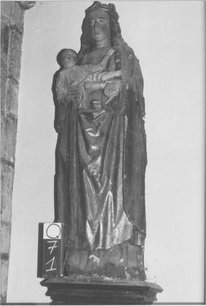 statue : Vierge dite Notre-Dame de Délivrance, vue générale - © Ministère de la Culture (France), Médiathèque du patrimoine et de la photographie (objets mobiliers), tous droits réservés