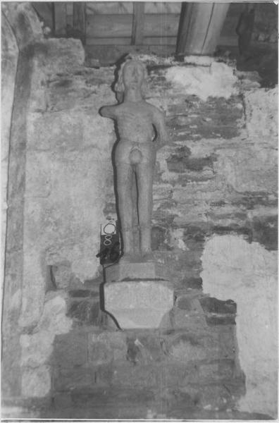 statue : saint Sébastien, vue générale - © Ministère de la Culture (France), Médiathèque du patrimoine et de la photographie (objets mobiliers), tous droits réservés