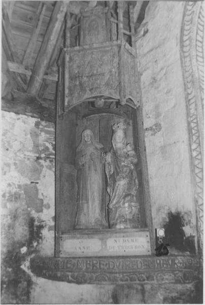 statues : Vierge dite Notre-Dame de Treguron, sainte Anne, vue générale - © Ministère de la Culture (France), Médiathèque du patrimoine et de la photographie (objets mobiliers), tous droits réservés