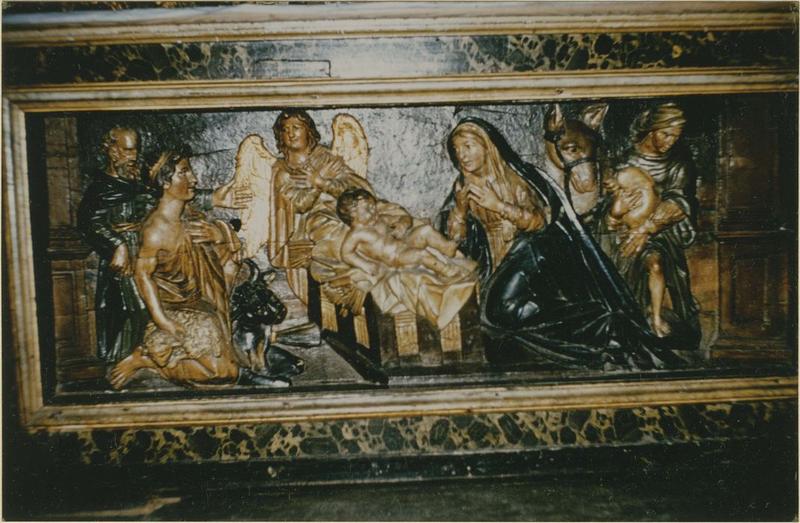 bas-relief du maître-autel : La Nativité, vue générale - © Ministère de la Culture (France), Médiathèque du patrimoine et de la photographie (objets mobiliers), tous droits réservés