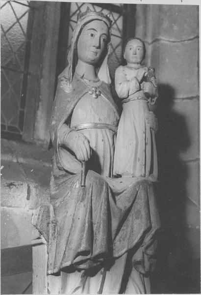 statue : La Vierge dite Notre Dame de Délivrance, vue partielle - © Ministère de la Culture (France), Médiathèque du patrimoine et de la photographie (objets mobiliers), tous droits réservés