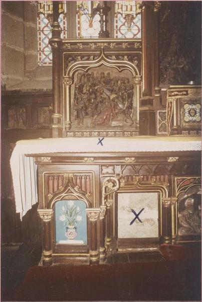 haut-relief : portement de croix (le), vue générale