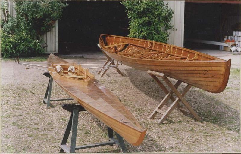 bateau de loisirs sportifs : canot à avirons à ban mobile dit Fanny, bateau de promenade : yole de promenade à deux rameurs dit Goon, vue générale - © Ministère de la Culture (France), Médiathèque du patrimoine et de la photographie (objets mobiliers), tous droits réservés