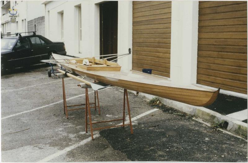 bateau de loisirs sportifs : canot à avirons à ban mobile dit Fanny, vue générale - © Ministère de la Culture (France), Médiathèque du patrimoine et de la photographie (objets mobiliers), tous droits réservés