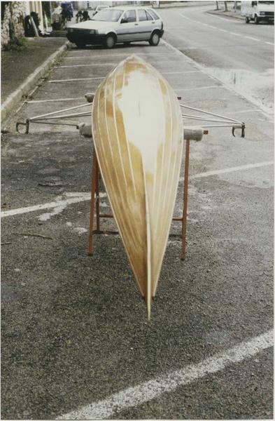 bateau de loisirs sportifs : canot à avirons à ban mobile dit Fanny, vue générale - © Ministère de la Culture (France), Médiathèque du patrimoine et de la photographie (objets mobiliers), tous droits réservés