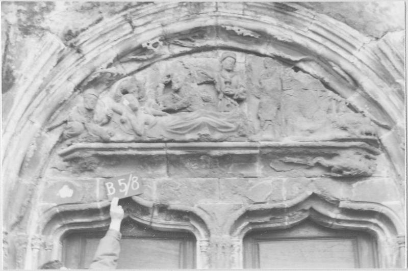 bas-relief : Adoration des Mages, vue générale