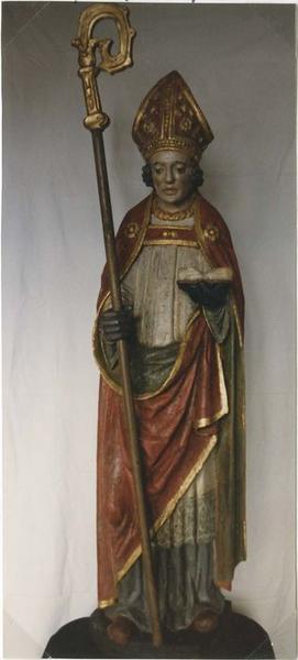 statue : saint Corentin (?), vue générale