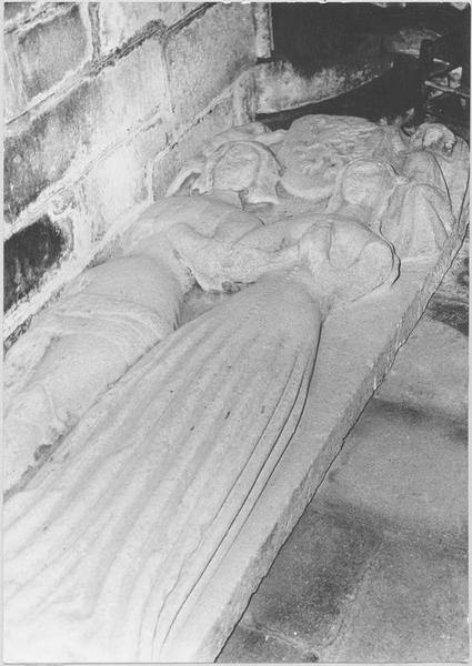 monument funéraire du seigneur Jean de Saint-Alouarn et de sa femme Marie de Tregain, vue générale - © Ministère de la Culture (France), Médiathèque du patrimoine et de la photographie (objets mobiliers), tous droits réservés