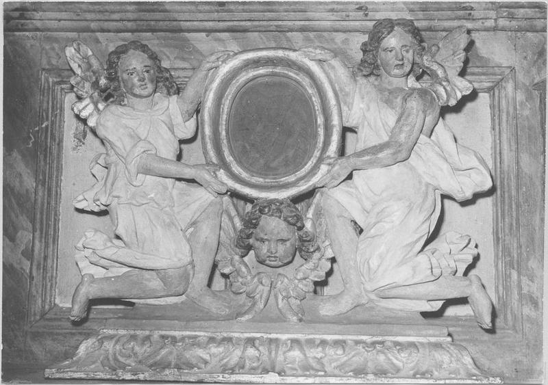 statues : Anges porteurs d'un reliquaire, vue générale - © Ministère de la Culture (France), Médiathèque du patrimoine et de la photographie (objets mobiliers), tous droits réservés