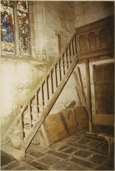 tribune, vue générale de l'escalier - © Ministère de la Culture (France), Médiathèque du patrimoine et de la photographie (objets mobiliers), tous droits réservés