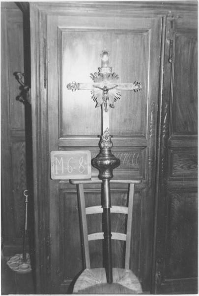 croix de procession, vue générale - © Ministère de la Culture (France), Médiathèque du patrimoine et de la photographie (objets mobiliers), tous droits réservés