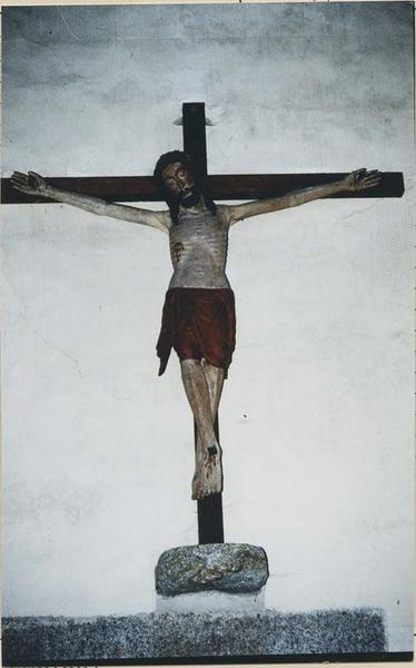 statue : Christ en croix, vue générale - © Ministère de la Culture (France), Médiathèque du patrimoine et de la photographie (objets mobiliers), tous droits réservés